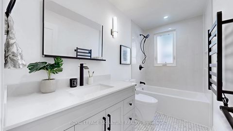 Photo 18 at 914 Broadview Avenue, Danforth, Toronto