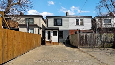Photo 23 at 914 Broadview Avenue, Danforth, Toronto
