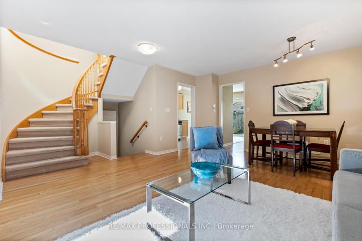 Photo 6 at 4808 Half Moon Grove, Churchill Meadows, Mississauga