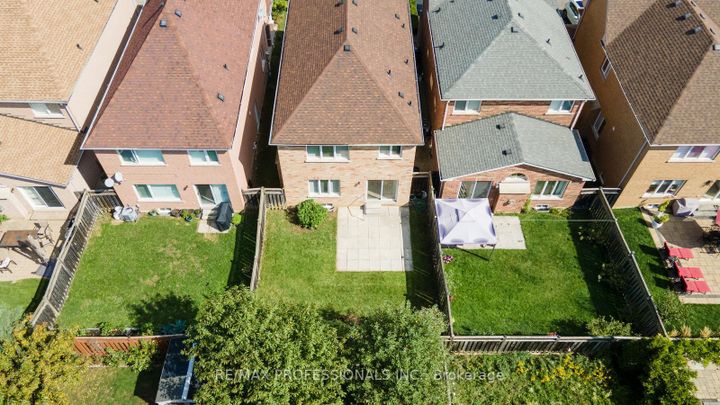 Photo 34 at 4808 Half Moon Grove, Churchill Meadows, Mississauga