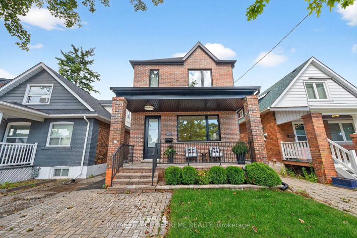Photo 1 at 24 York Avenue, Mount Dennis, Toronto