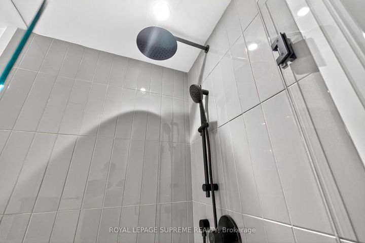 Photo 48 at 24 York Avenue, Mount Dennis, Toronto