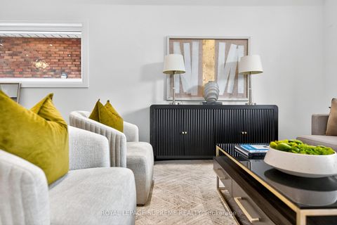 Photo 10 at 24 York Avenue, Mount Dennis, Toronto