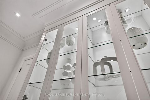 Photo 20 at 24 York Avenue, Mount Dennis, Toronto