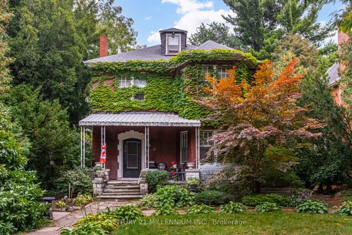 Photo 1 at 99 Blake Street, Blakeley, Hamilton