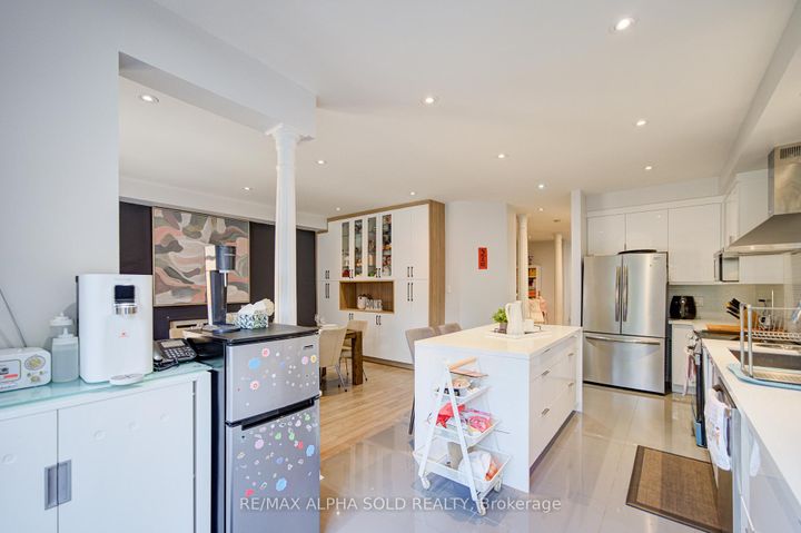 Photo 19 at 6 Sapphire Drive, Rouge Woods, Richmond Hill