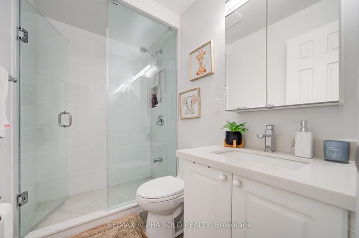 Photo 30 at 6 Sapphire Drive, Rouge Woods, Richmond Hill
