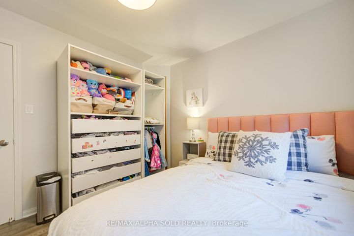 Photo 32 at 6 Sapphire Drive, Rouge Woods, Richmond Hill