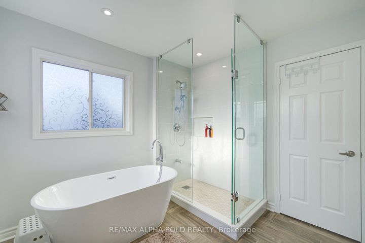 Photo 38 at 6 Sapphire Drive, Rouge Woods, Richmond Hill