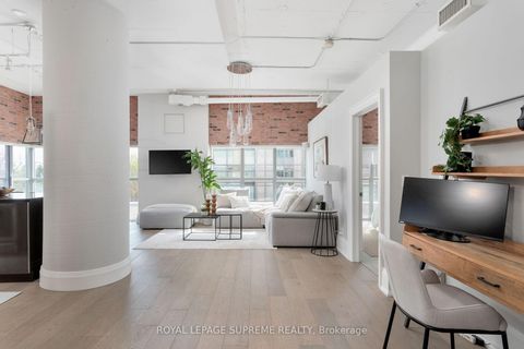 Photo 4 at 209 - 2 Fieldway Road, City Centre West, Toronto