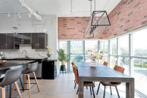 Photo 10 at 209 - 2 Fieldway Road, City Centre West, Toronto