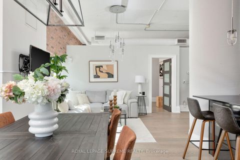 Photo 11 at 209 - 2 Fieldway Road, City Centre West, Toronto