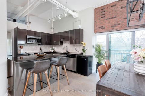 Photo 12 at 209 - 2 Fieldway Road, City Centre West, Toronto