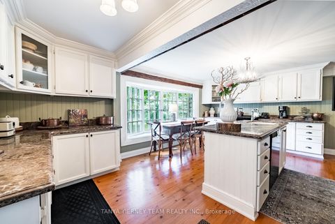 Photo 6 at 130 Myrtle Road E, Brooklin, Whitby