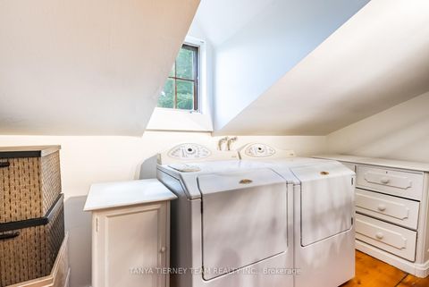 Photo 21 at 130 Myrtle Road E, Brooklin, Whitby