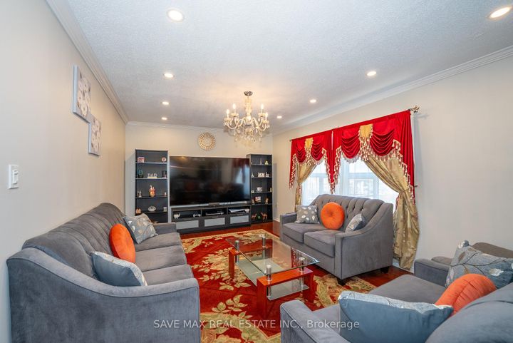 Photo 6 at 23 Edenvalley Road, Fletcher's Meadow, Brampton