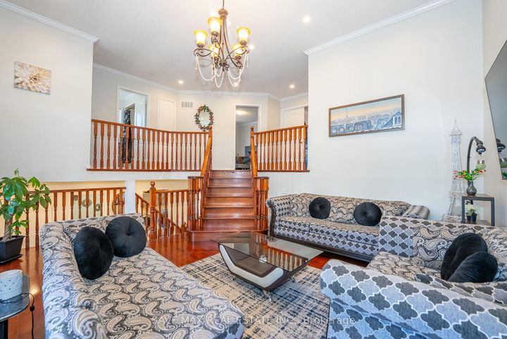 Photo 14 at 23 Edenvalley Road, Fletcher's Meadow, Brampton