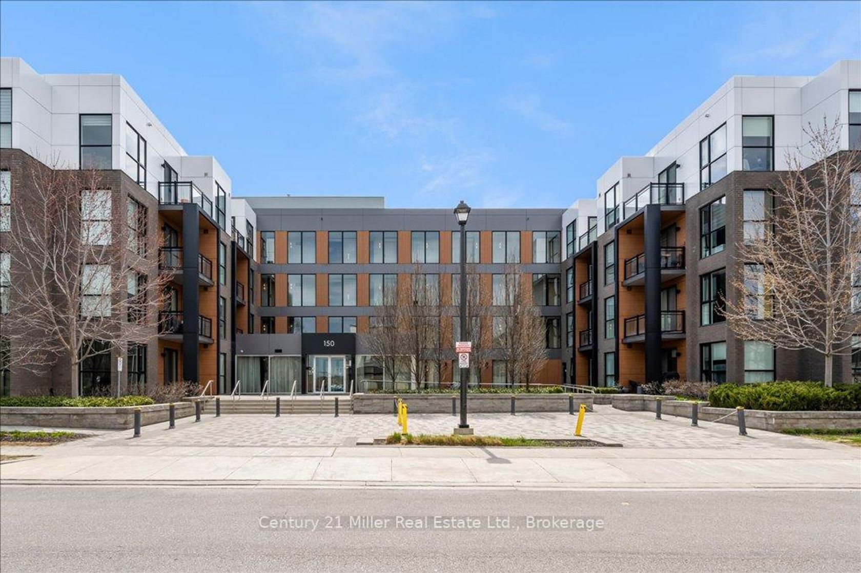 301 - 150 Sabina Drive, GO Glenorchy, Oakville 