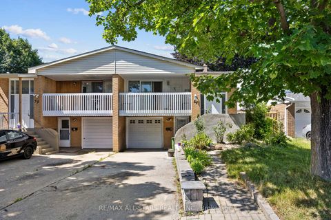 Photo 0 at 54 Kennaley Crescent E, Agincourt North, Toronto