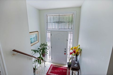 Photo 1 at 54 Kennaley Crescent E, Agincourt North, Toronto