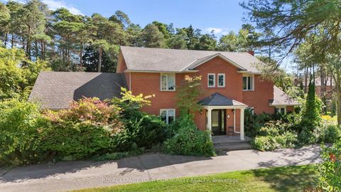 Photo 1 at 52 Beaufort Hills Road, Oak Ridges, Richmond Hill