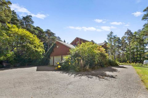 Photo 3 at 52 Beaufort Hills Road, Oak Ridges, Richmond Hill