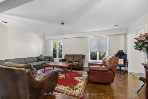 Photo 7 at 52 Beaufort Hills Road, Oak Ridges, Richmond Hill