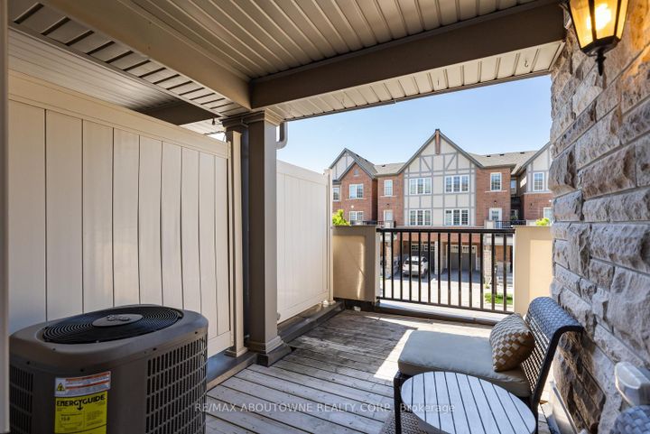 Photo 12 at 298 Jemima Drive, GO Glenorchy, Oakville