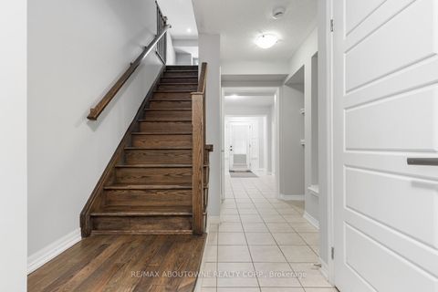 Photo 3 at 298 Jemima Drive, GO Glenorchy, Oakville