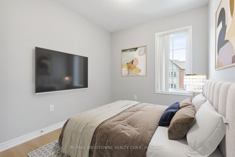 Photo 19 at 298 Jemima Drive, GO Glenorchy, Oakville