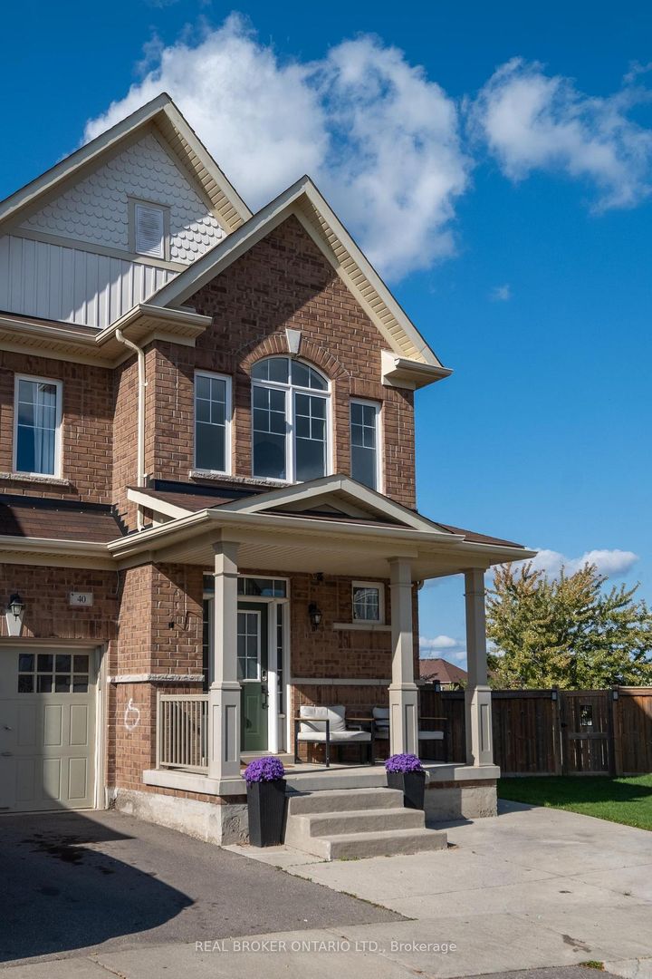 Photo 28 at 40 Divinity Circle, Northwest Brampton, Brampton