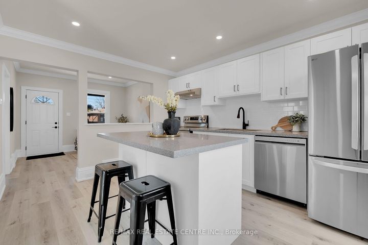 Photo 3 at 70 Robins Avenue, Crown Point, Hamilton