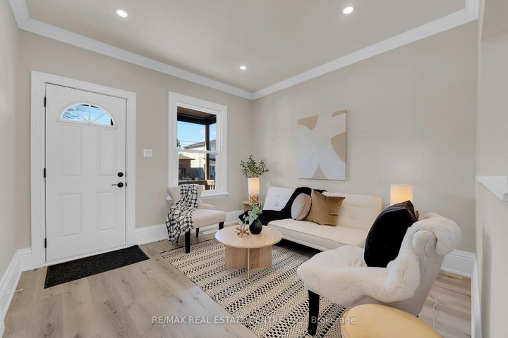 Photo 6 at 70 Robins Avenue, Crown Point, Hamilton
