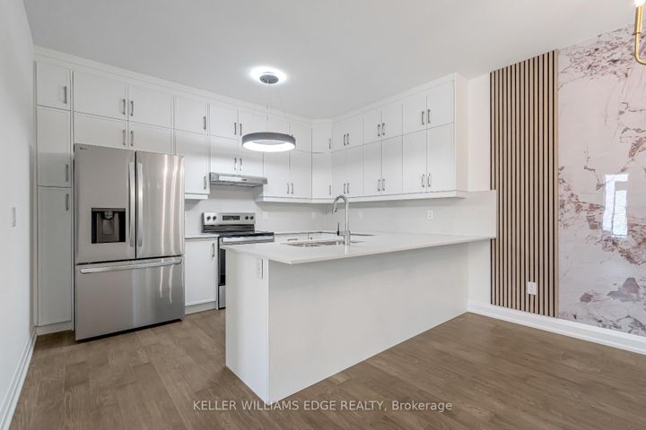 Photo 13 at 4 - 2154 Walkers Line, Headon, Burlington