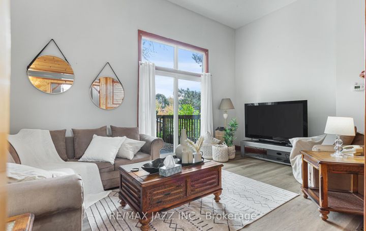 Photo 6 at 95 - 1330 Trowbridge Drive, Centennial, Oshawa