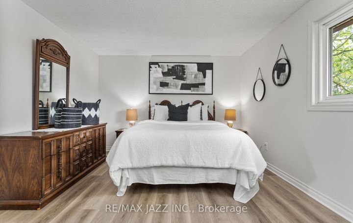 Photo 13 at 95 - 1330 Trowbridge Drive, Centennial, Oshawa