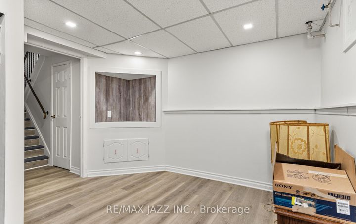 Photo 22 at 95 - 1330 Trowbridge Drive, Centennial, Oshawa
