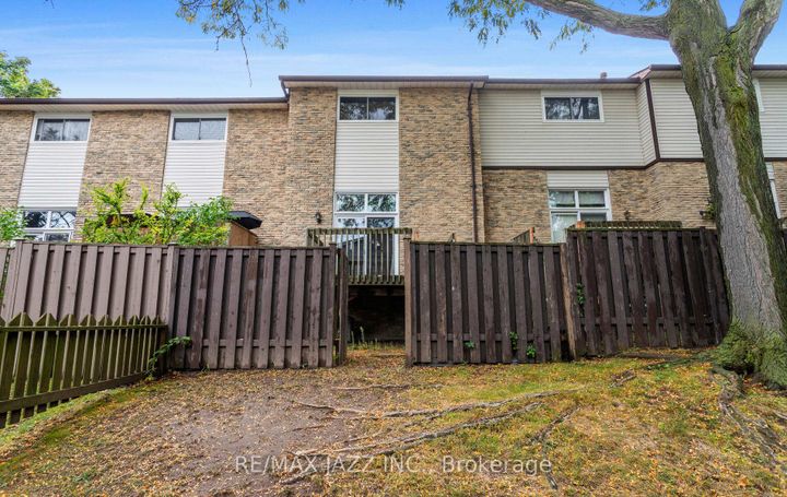 Photo 26 at 95 - 1330 Trowbridge Drive, Centennial, Oshawa