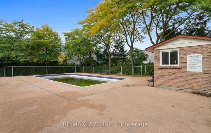 Photo 27 at 95 - 1330 Trowbridge Drive, Centennial, Oshawa