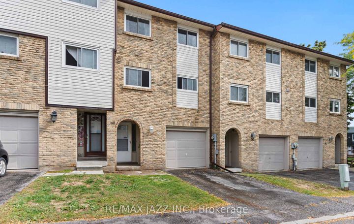 Photo 31 at 95 - 1330 Trowbridge Drive, Centennial, Oshawa
