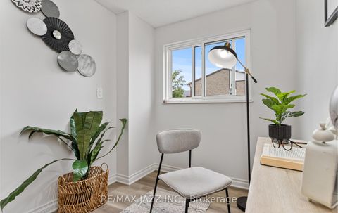Photo 12 at 95 - 1330 Trowbridge Drive, Centennial, Oshawa