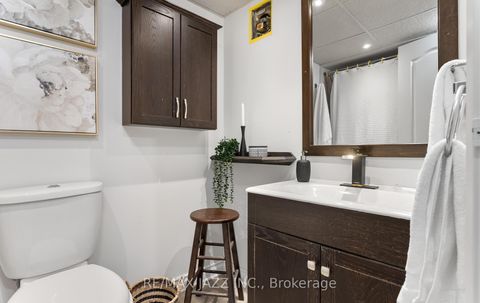 Photo 15 at 95 - 1330 Trowbridge Drive, Centennial, Oshawa