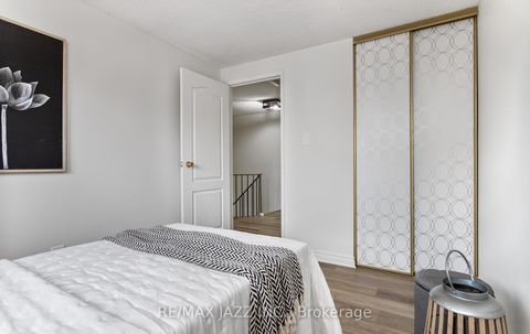 Photo 18 at 95 - 1330 Trowbridge Drive, Centennial, Oshawa