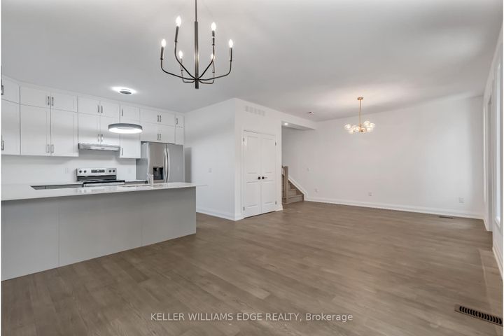 Photo 15 at 5 - 2154 Walkers Line, Headon, Burlington