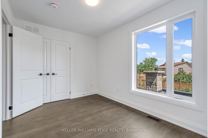 Photo 24 at 5 - 2154 Walkers Line, Headon, Burlington