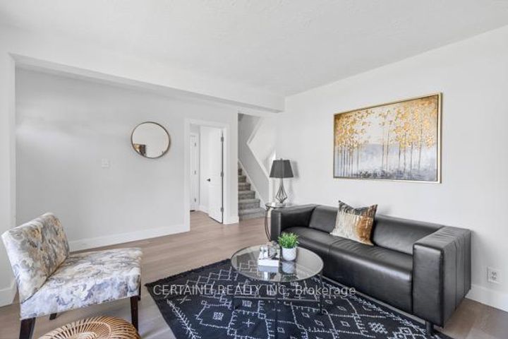 Photo 4 at 205 East 26th Street, Eastmount, Hamilton