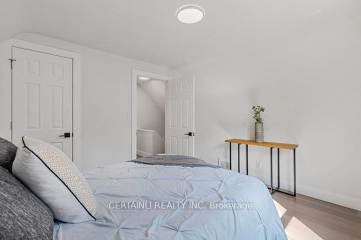 Photo 18 at 205 East 26th Street, Eastmount, Hamilton