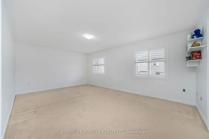 Photo 21 at 10 Kenora Street, Credit Valley, Brampton