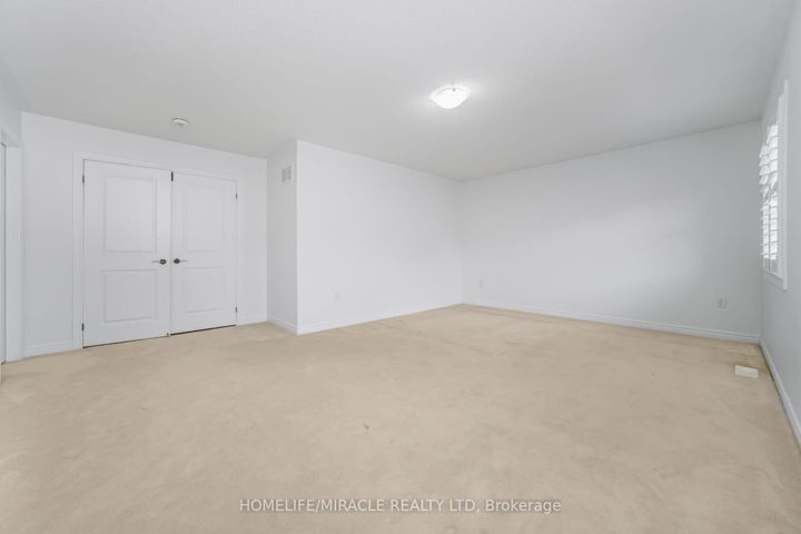 Photo 22 at 10 Kenora Street, Credit Valley, Brampton