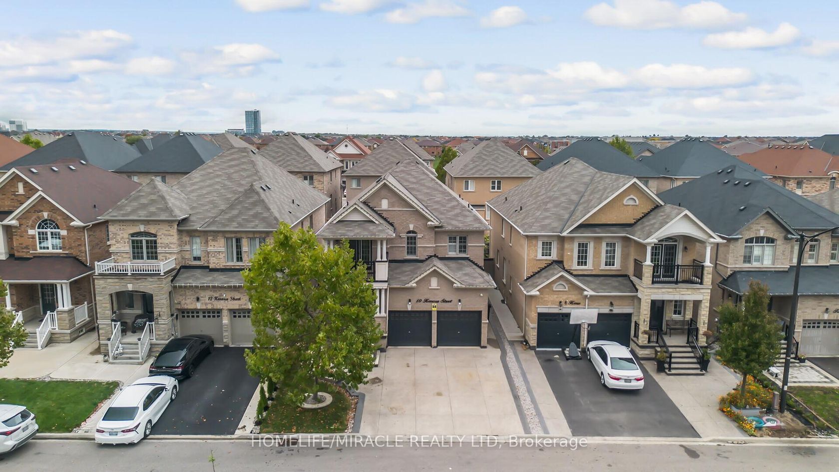 10 Kenora Street, Credit Valley, Brampton 2